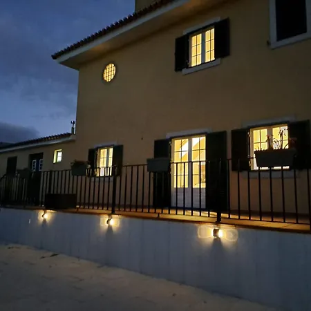 Villa Elegant Mello With Beautiful Outdoor Area Lourinhã