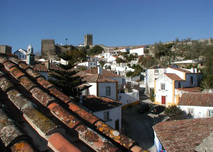 Elegant Mello With Beautiful Outdoor Area Villa