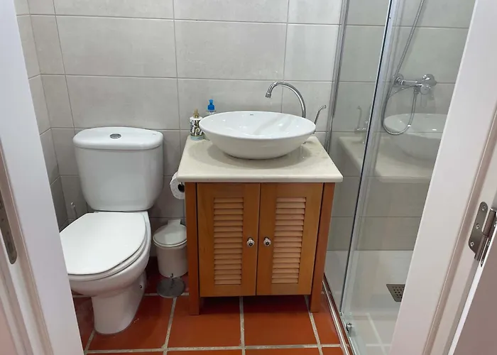 Elegant Mello With Beautiful Outdoor Area